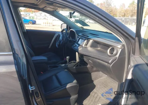 2015 Toyota Rav4 Limited z USA, uszkodzony, nr VIN JTMDFREV3FJ039497